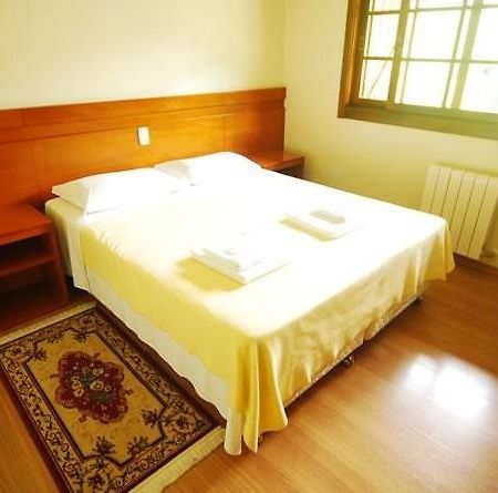 Pousada Casa De Veneza Gramado Zimmer foto